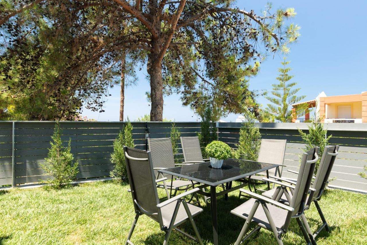 Nisos Villa, Walking Distance To The & Shops, By Thinkvilla Villa *