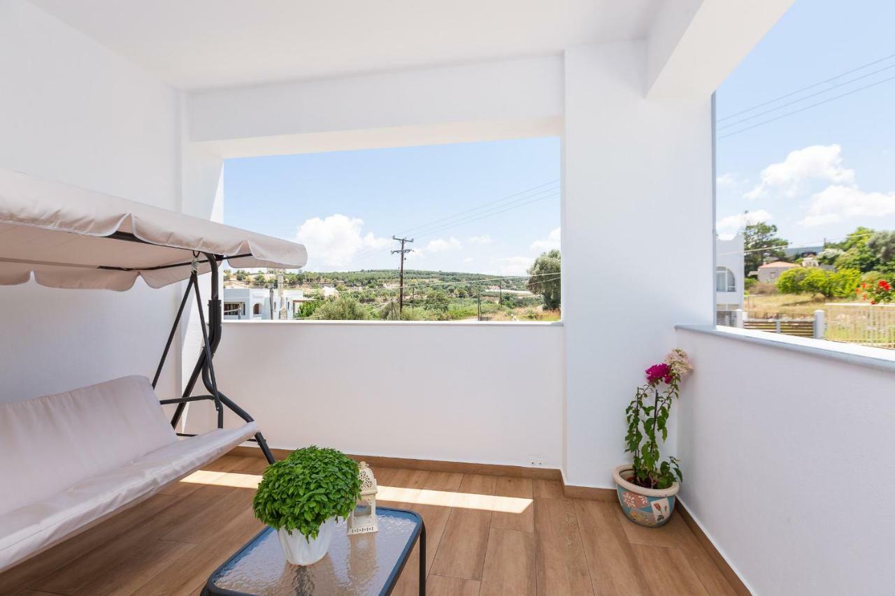 Nisos Villa, Walking Distance To The & Shops, By Thinkvilla Villa