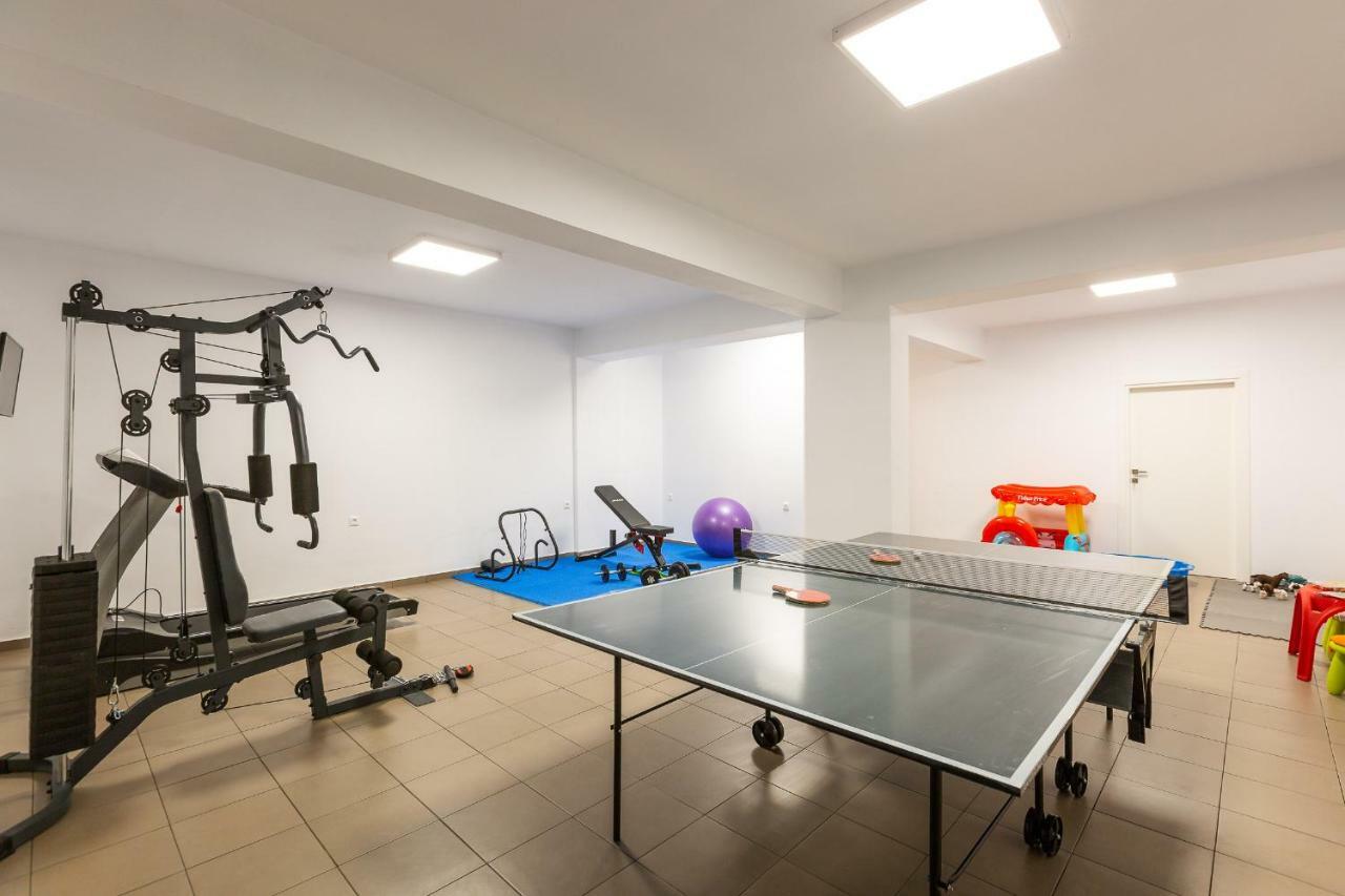 Nisos Villa, Walking Distance To The & Shops, By Thinkvilla Villa