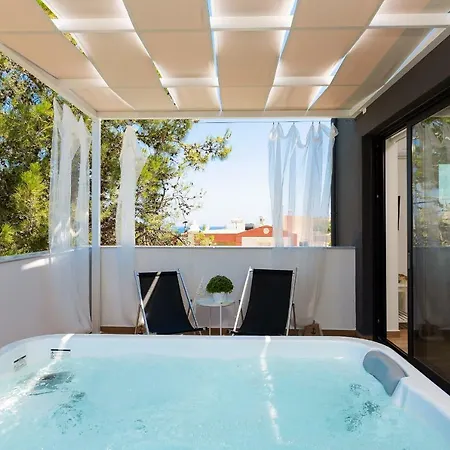 Nisos Villa, Walking Distance To The Beach & Shops, By Thinkvilla Sfakaki Exterior photo