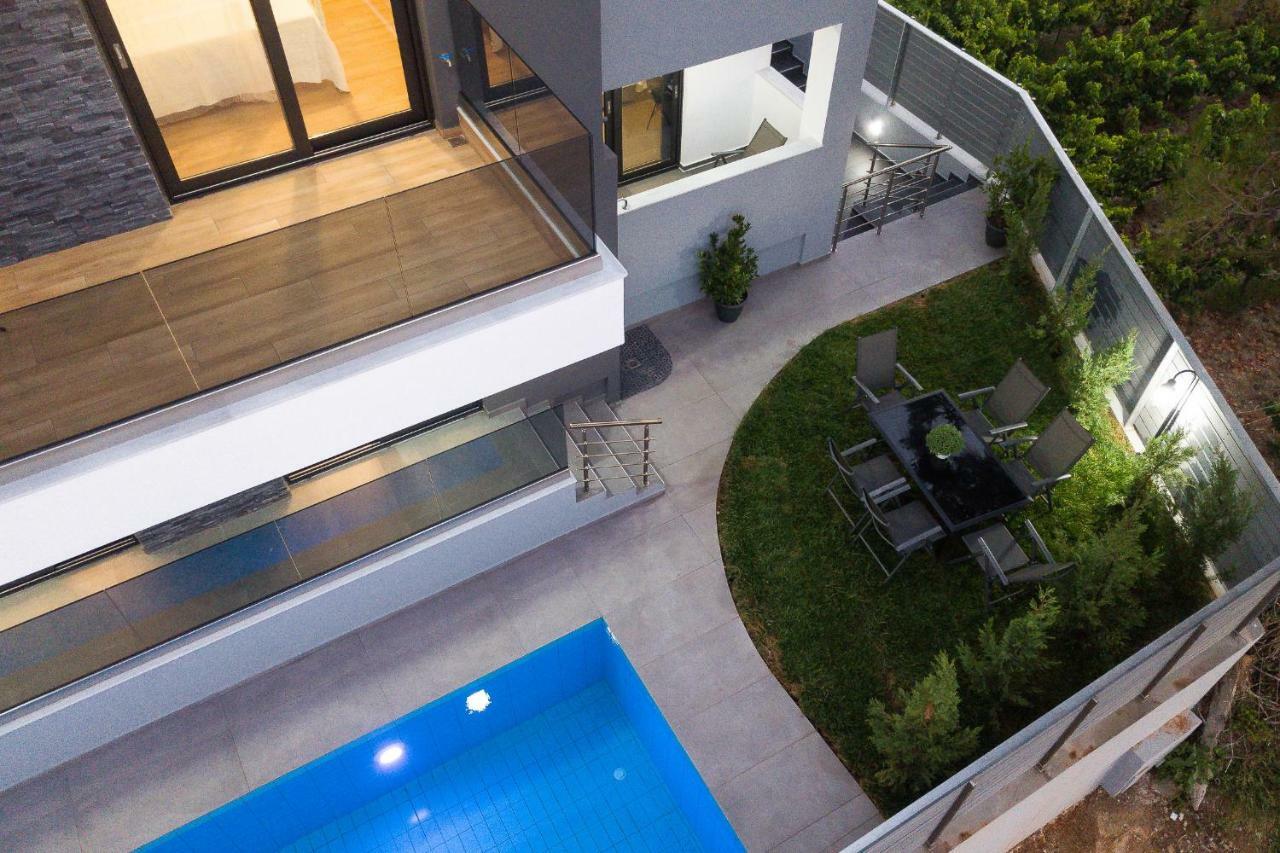 Nisos Villa, Walking Distance To The & Shops, By Thinkvilla *