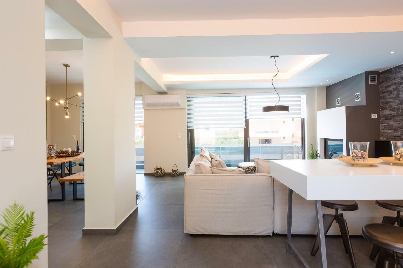 Nisos Villa, Walking Distance To The & Shops, By Thinkvilla Villa